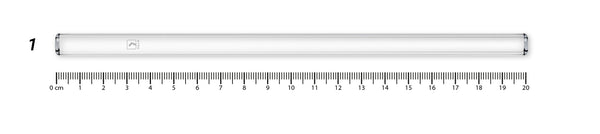 Aperçu numérique : une paille en verre gravée au-dessus d’une règle graduée